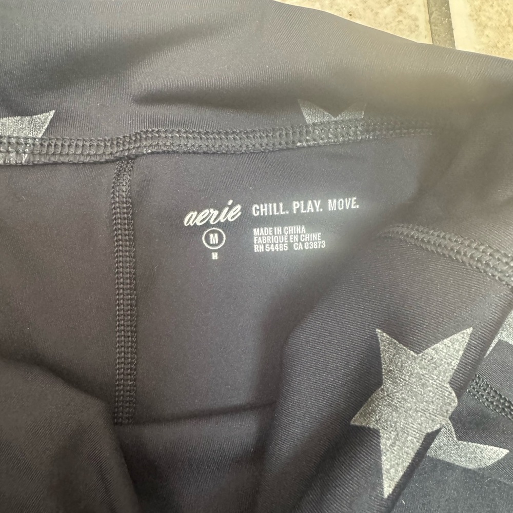 Black Star Pattern Leggings - Picture 5 of 7